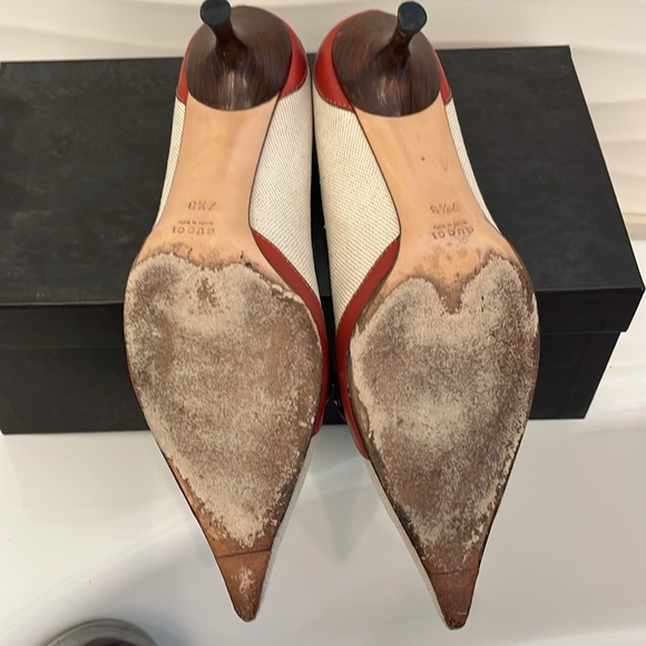 Authentic Gucci kitten heels - Picture 5 of 9